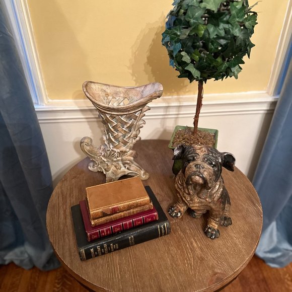 Beatiful Cornucopia Basket Weave Vase - Picture 4 of 15